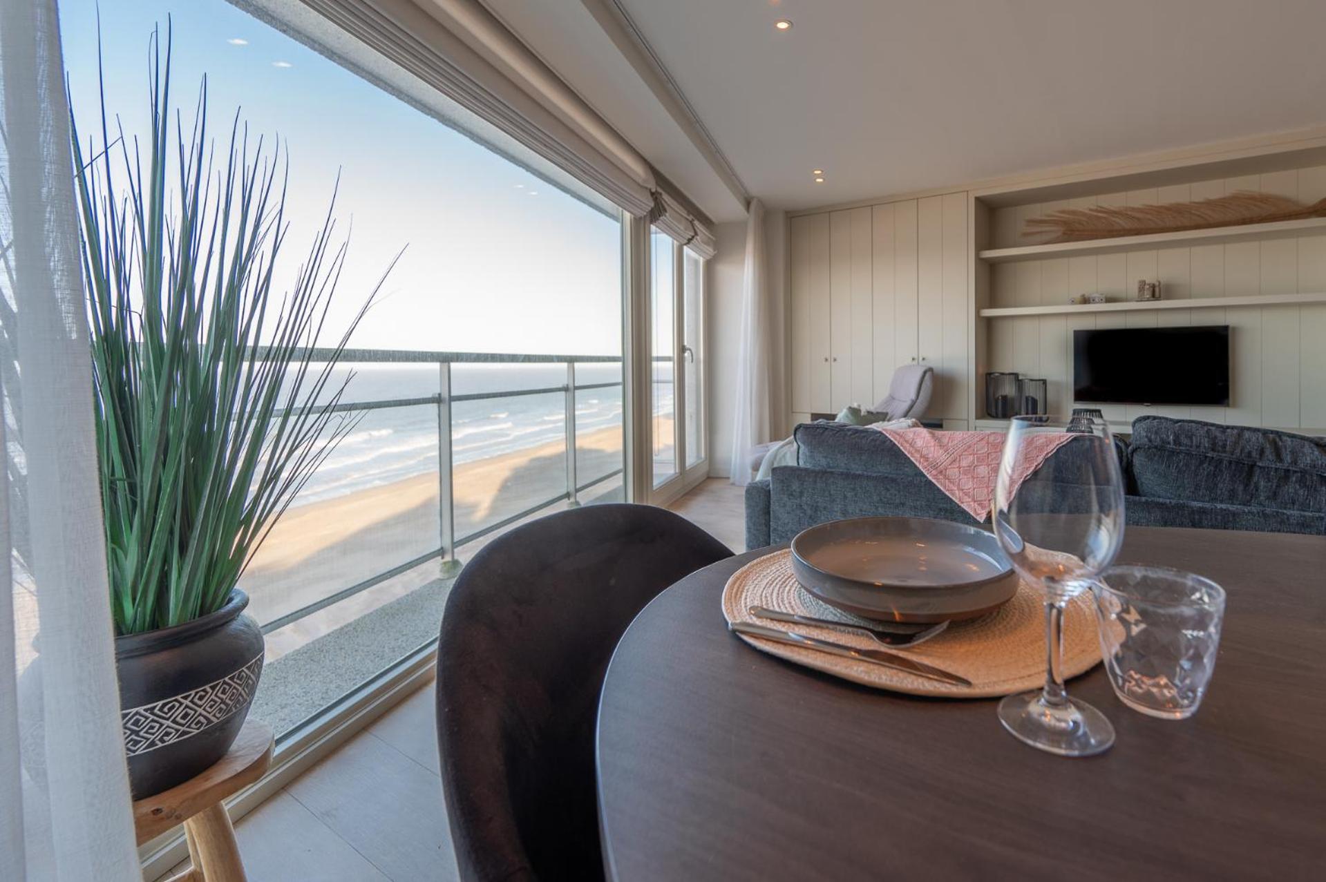 7E Verdiep Appartement Op De Zeedijk In Knokke Voor Max 6 Personen Eksteriør billede